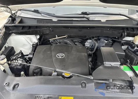 2017 Toyota Highlander Le из США, поврежденный, VIN 5TDZZRFH4HS191025